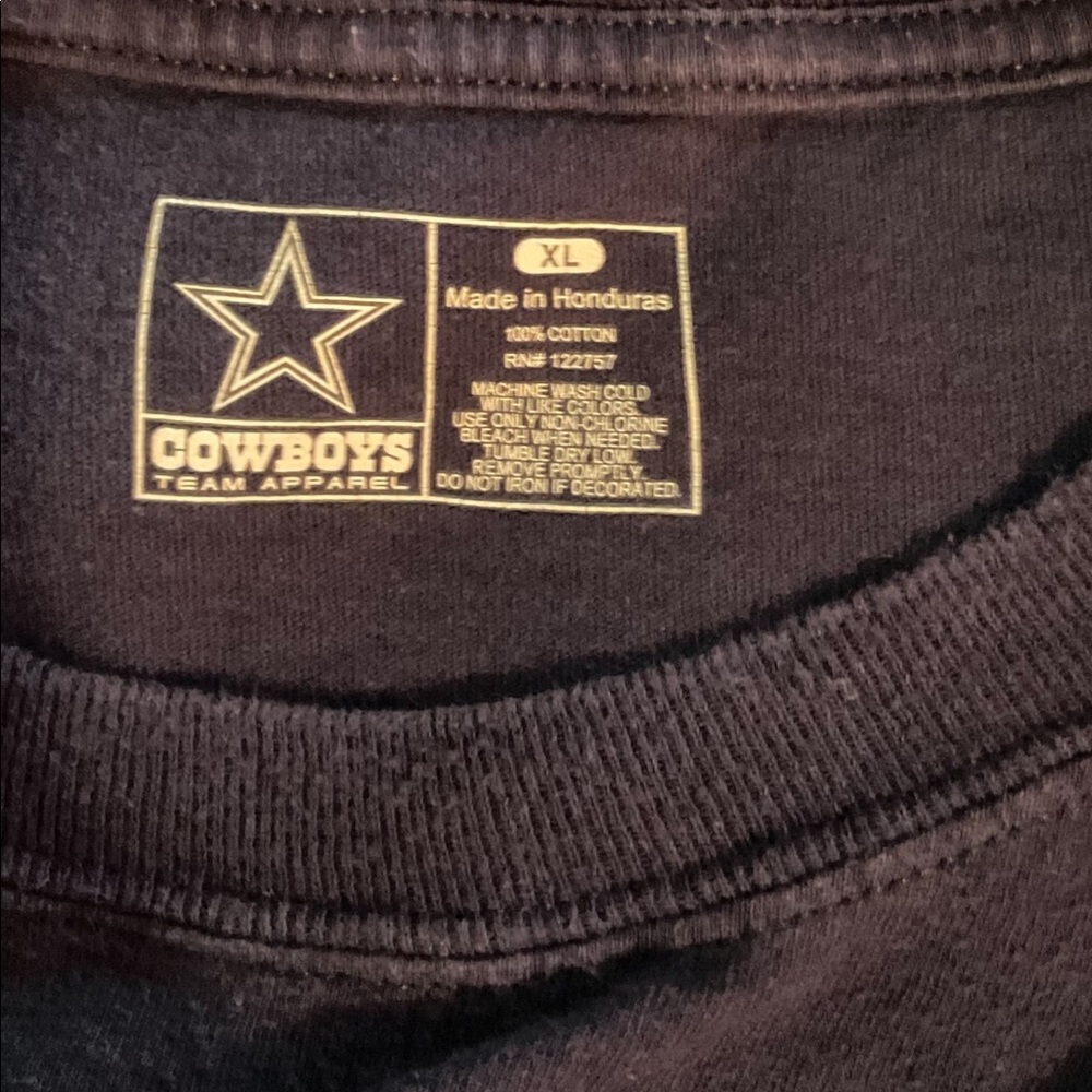 Dallas Cowboys Shirt - Picture 2 of 4